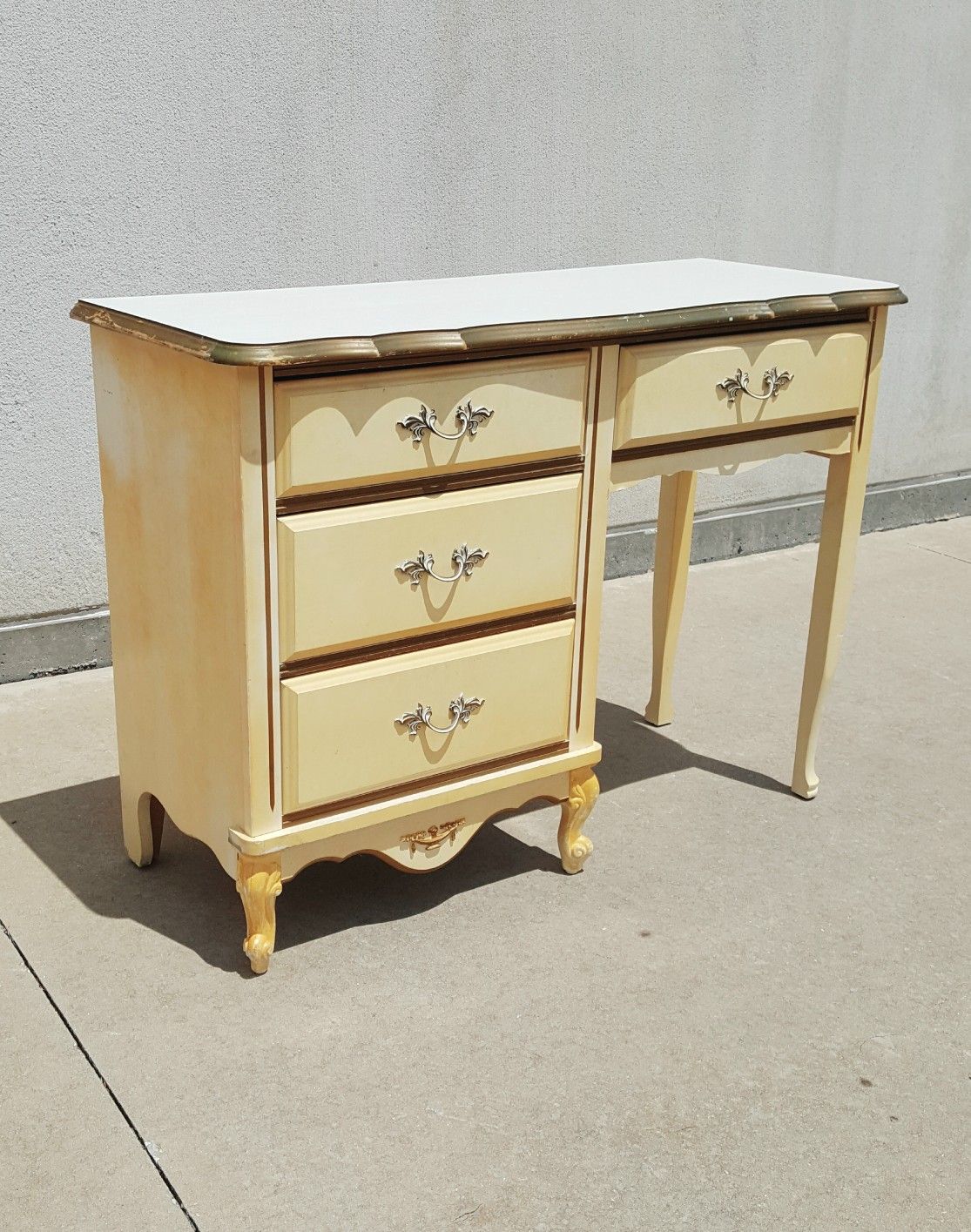 Vintage Dixie Furniture French Provincial 4 Drawer Desk