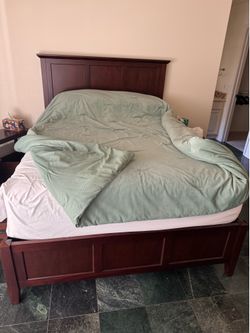 Bedroom set