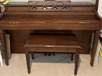 Jonas chickering top upright piano