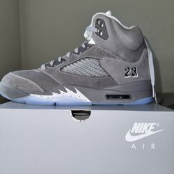 Wolf Grey 5