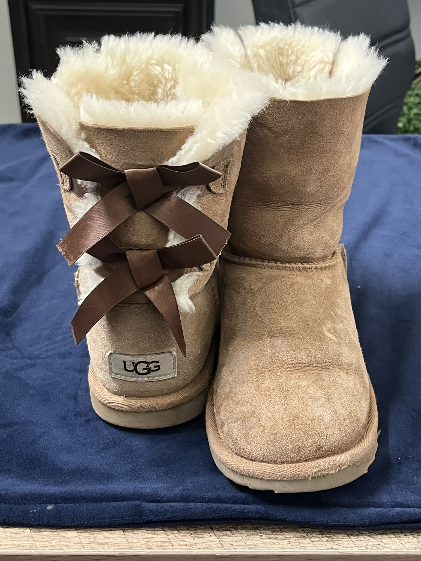 Girls UGG Boots Size 3