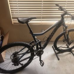 Giant Trance Mountain Bike