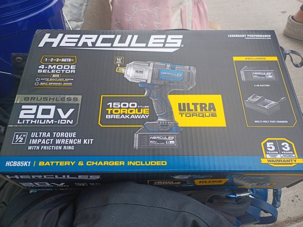 BRAND NEW, NEVER USED! ½in. Torque Impact Wrench Set