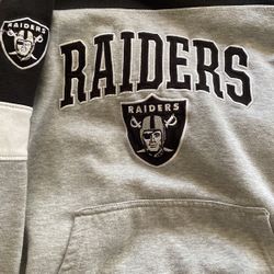 RAIDER HOODIE