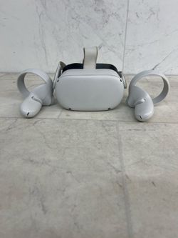 Meta Quest 2: All-In-One Wireless VR Headset - 128GB (PO1019463)