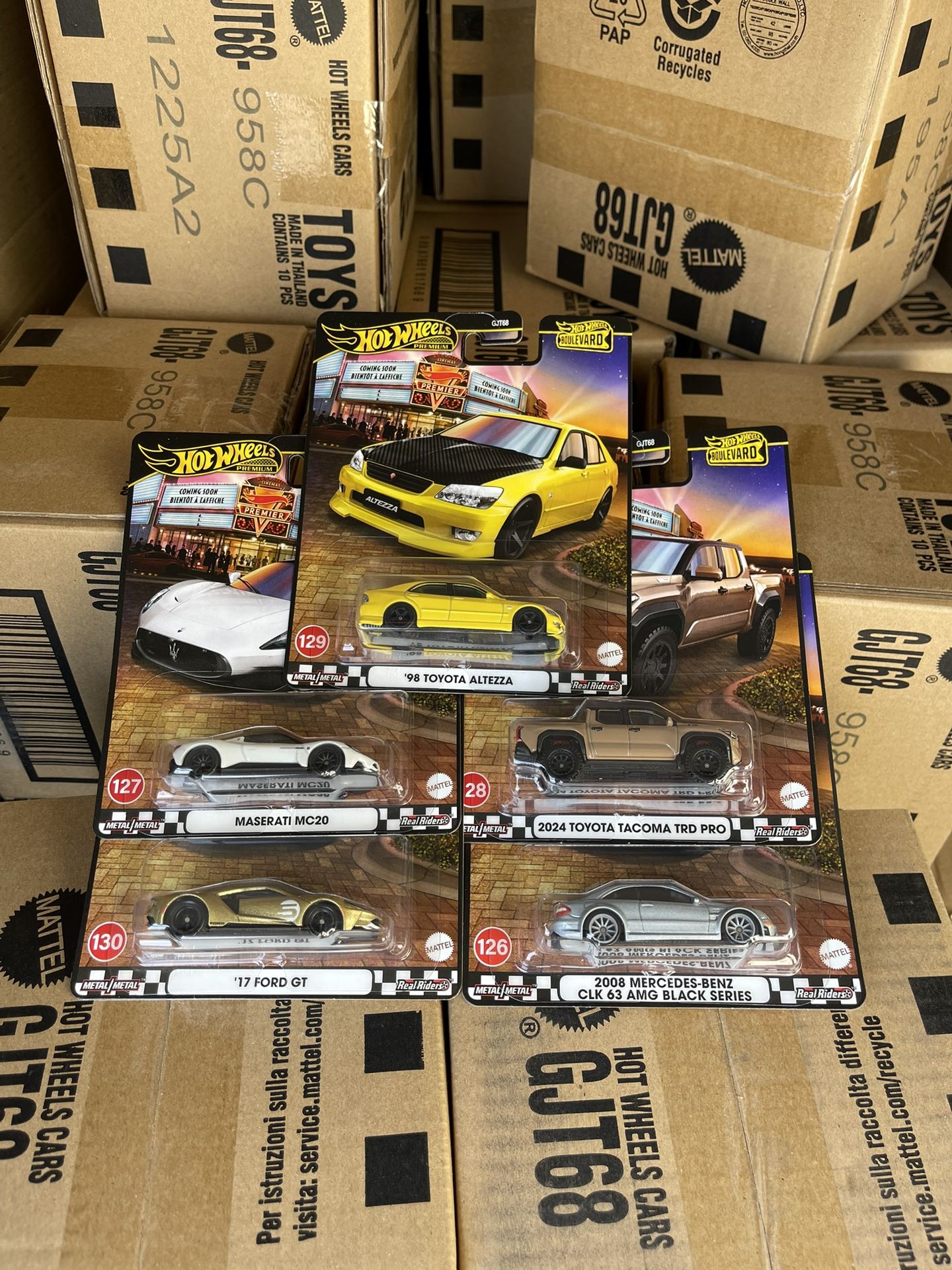 Hot Wheels 1:64 Premium 2025 Boulevard Wave C