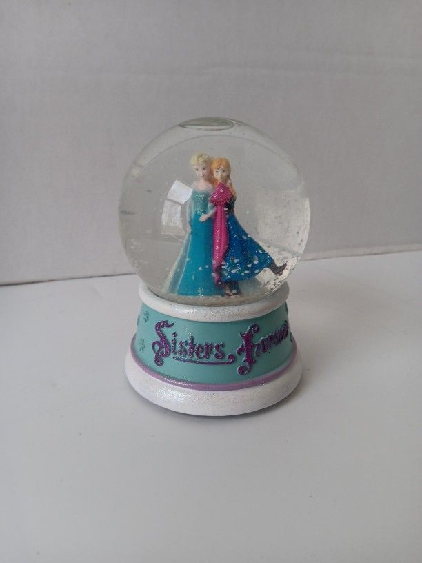 Rare Disney Frozen Musical Snow Globe Elsa  & Anna. "Let It Go" Sisters Forever