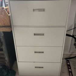 Metal Filing Cabinet 