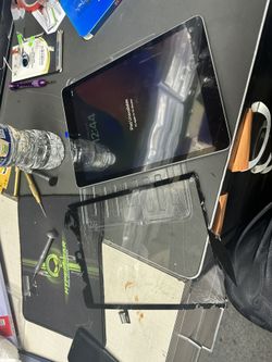 iPad iPhone 📲 Repairs