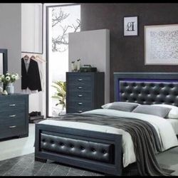 Brand  New Queen Size Bedroom Set$999 Financing Avalible