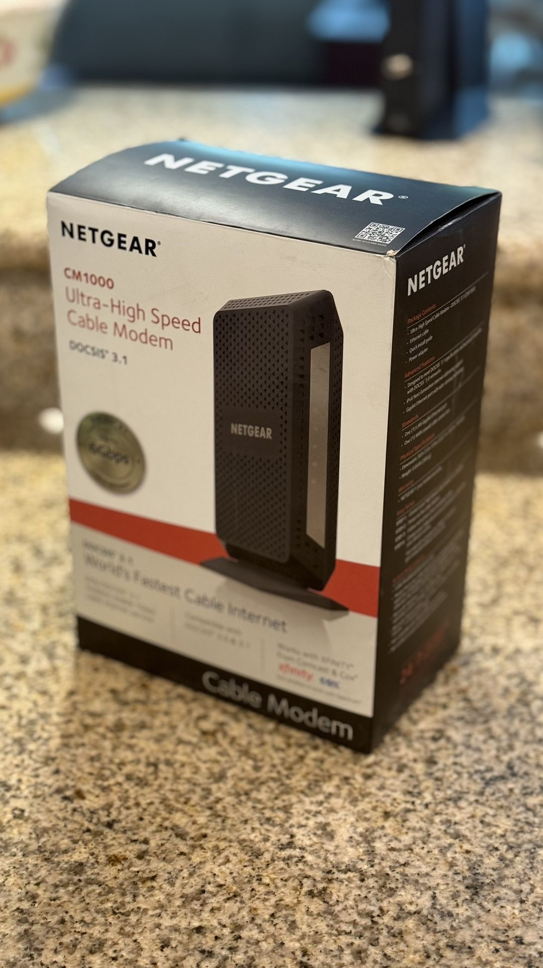 NETGEAR CM2000 Nighthawk DOCSIS 3.1 Cable Modem