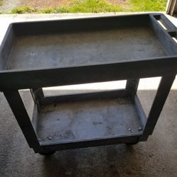 Rubbermaid Cart Model 4500 Great condition 