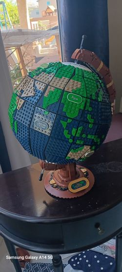 LEGO Ideas The Globe #21332