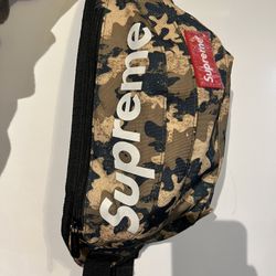 Supreme Camo Fanny Pack 