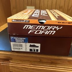 Skechers Slip On (mens 11)