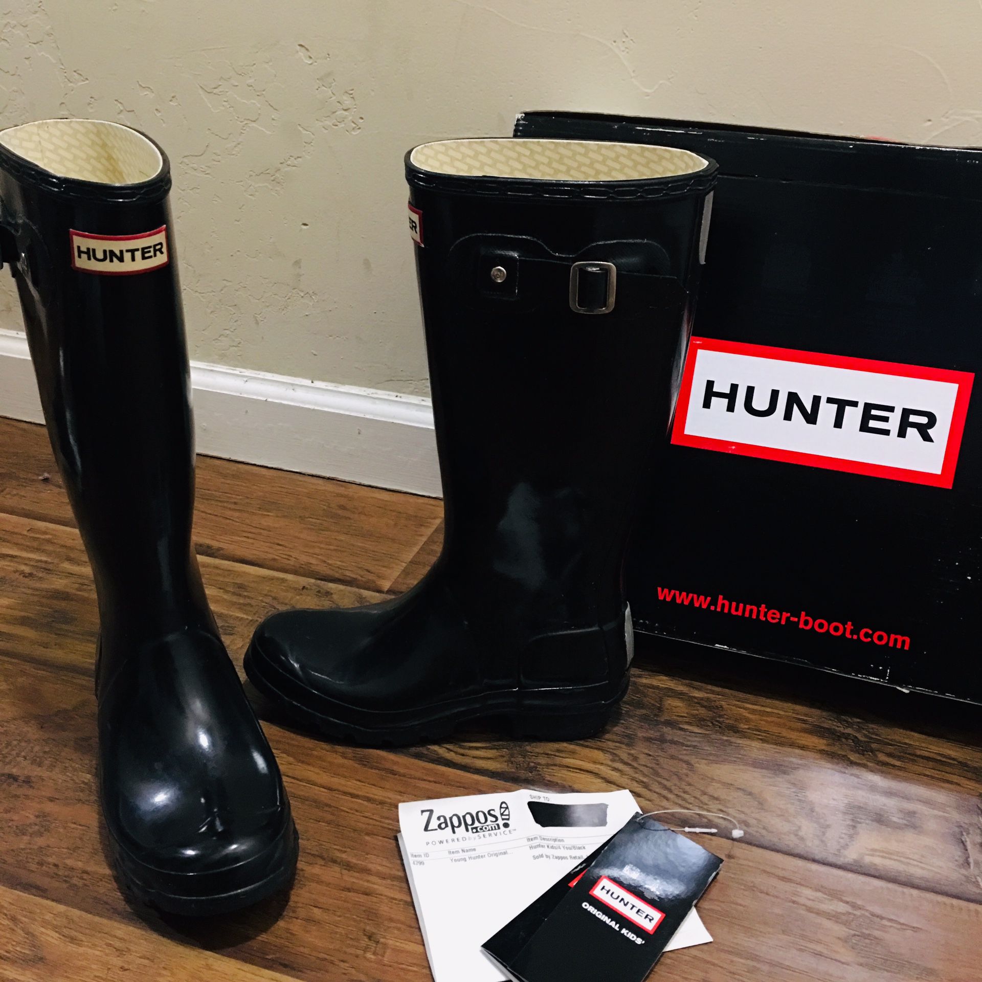 Hunter rain boots kids 4 Or women’s 6