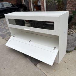 FREE White Cabinet With Mirror 