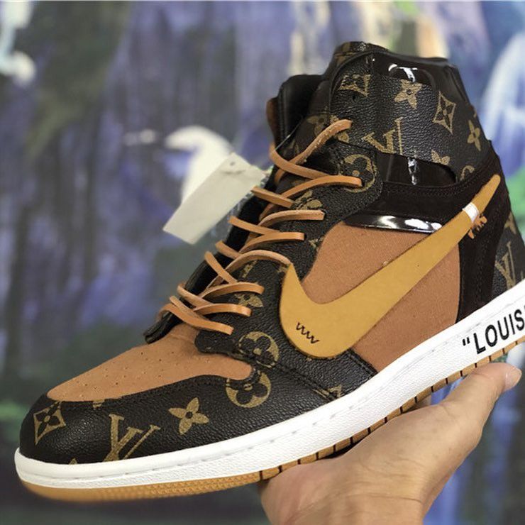 Air Jordan 1 Off-White Size 12 (Halloween Special(( $140))