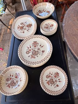 Floral Ceramic Dinnerware Set