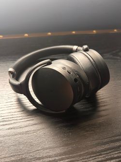 Sennheiser hd 450bt wireless Bluetooth headphones
