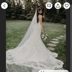 Cathedral veil SIMPLE Plain bridal Wedding Veil in the color
IVORY