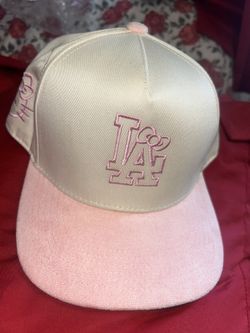 LA HELLO KITTY SNAPBACK HAT