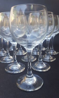 box of 12 - Red Wine Glasses