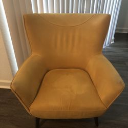 Yellow Lounge Chair (for Pickup)