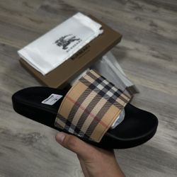 size 9 \42 EUR Burberry mens slide