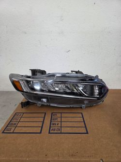 2018-2020 Honda Accord Headlight Right Passenger Side OEM