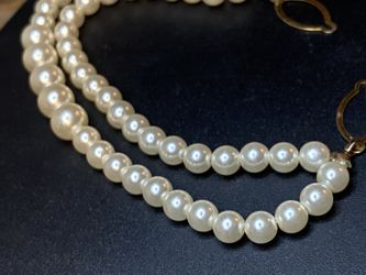 Pearl Bracelet And Earrings 