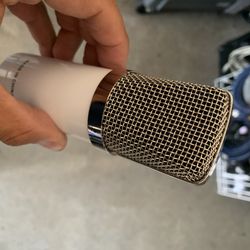 Studio condenser microphone new