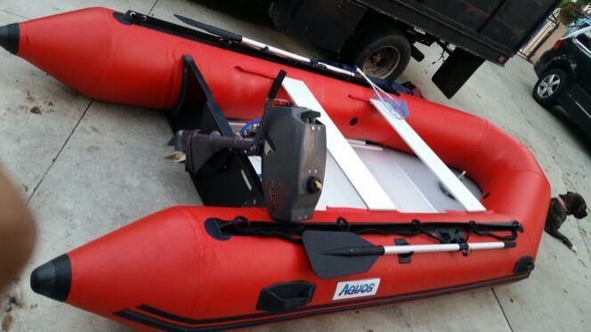 AQUOS INFLATABLE BOAT