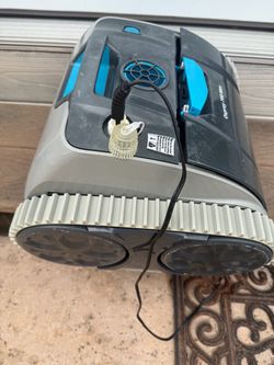 WYBOT pool  sweeper