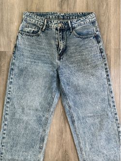 Women’s Baggy/straight leg Jeans