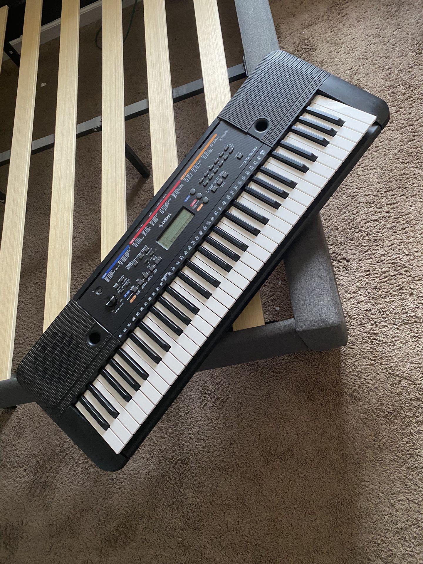 Yamaha PSR E263 Keyboard 