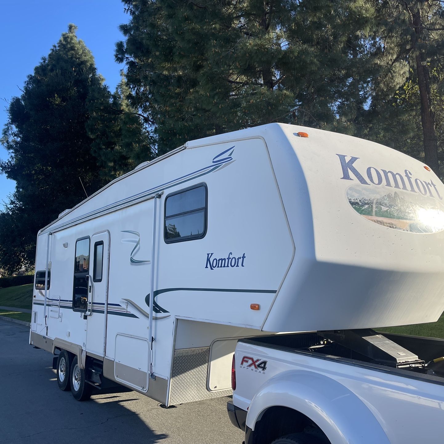  2005 comfort Fifth Wheel