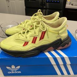 Adidas Ozweego Men’s 9