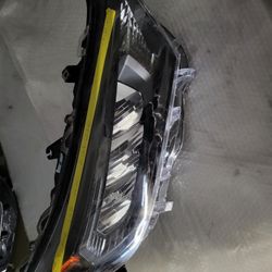 2019 2020 Toyota RAV4 LED Headlight Part