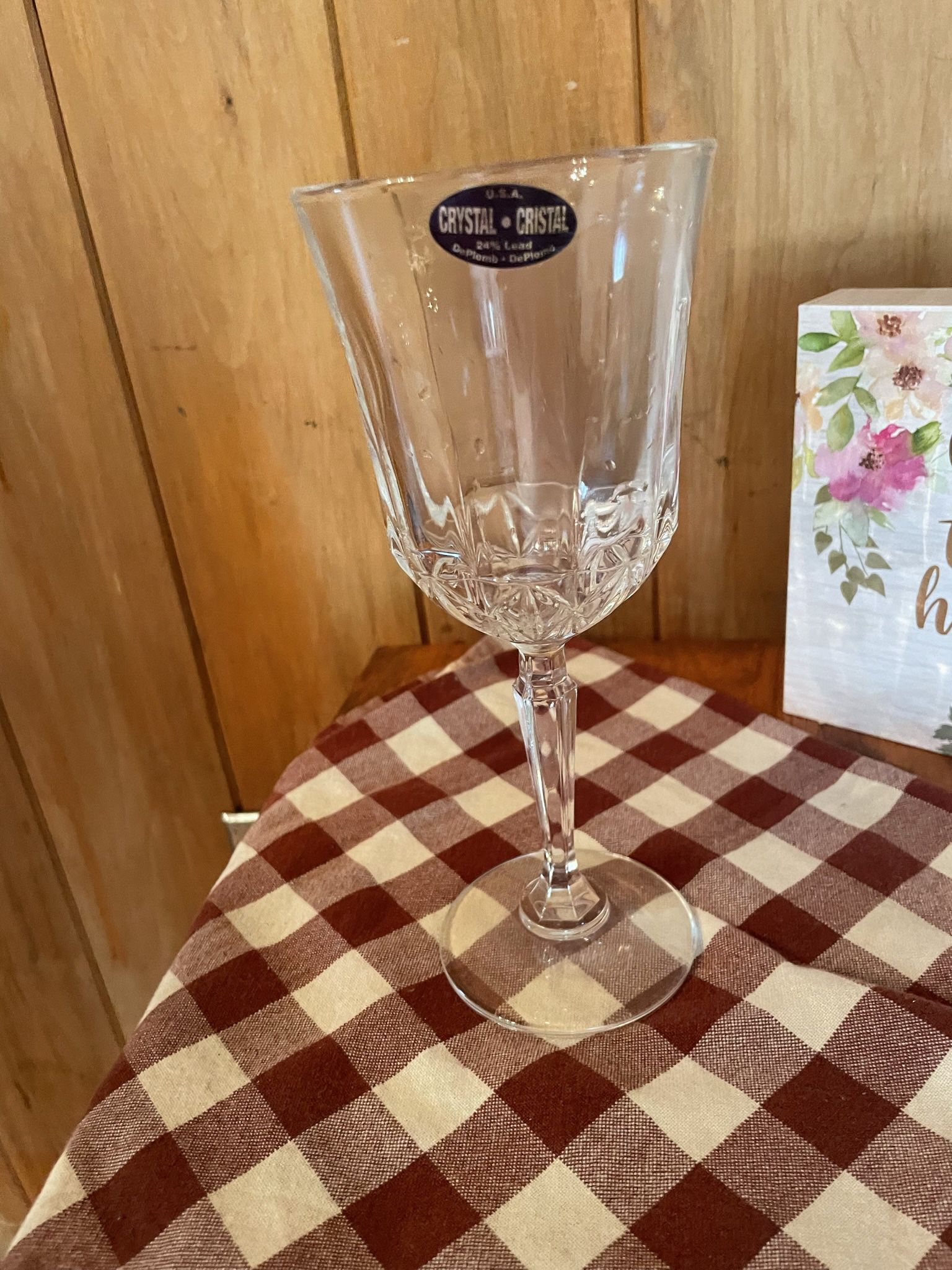 6 Wine Glasses - Crystal 