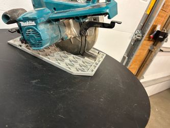 Makita double battery saw
