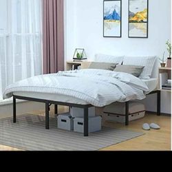 Amazon Basics Heavy Duty Non-Slip Bed Frame with Steel Slats, Easy Assembly - 18"
