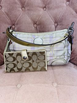 Medium Sized Coach Bag With Matching Wallet