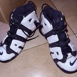 Nike Air more uptmp 