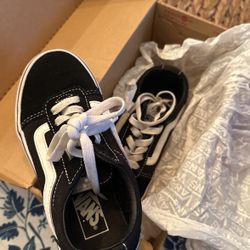 $20 Y13 Van Shoes