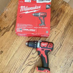 Milwaukee M18 Cordless 1/2in Compact Drill Driver TOOL ONLY