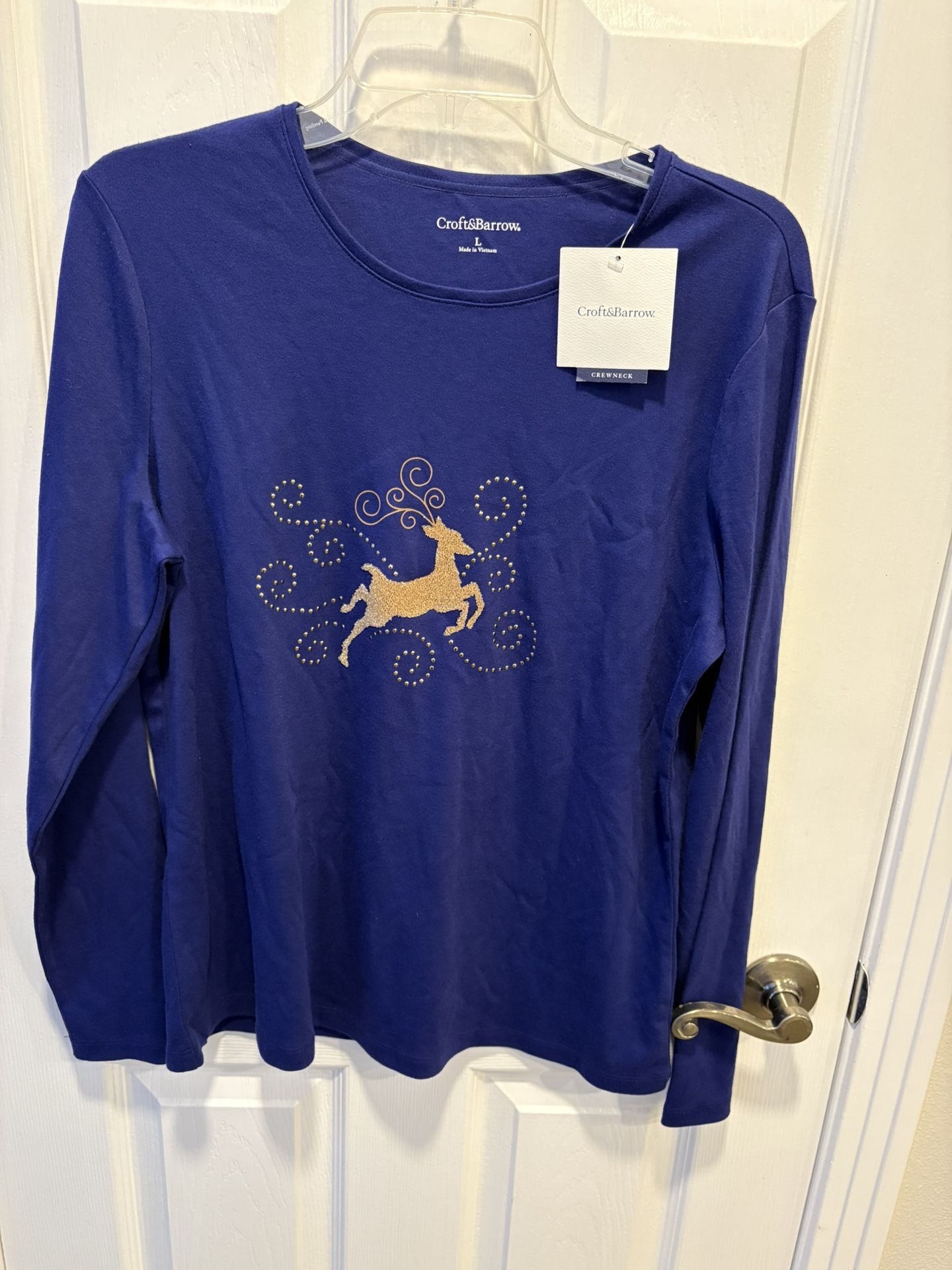 Brand New Woman’s size Large Reindeer Long Sleeve Top Shirt
