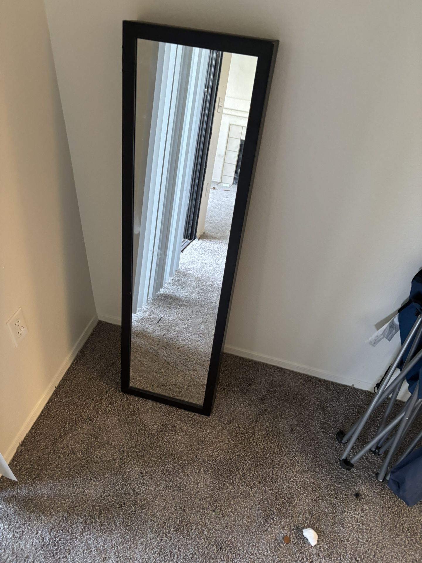 Jewelry Cabinet/mirror