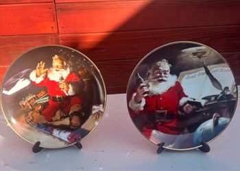 Coca Cola Christmas decoration plates