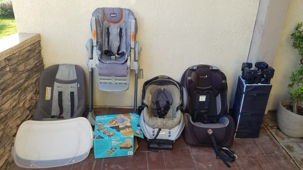 FREE Baby Stuff for Family in Need Only High Chair etc